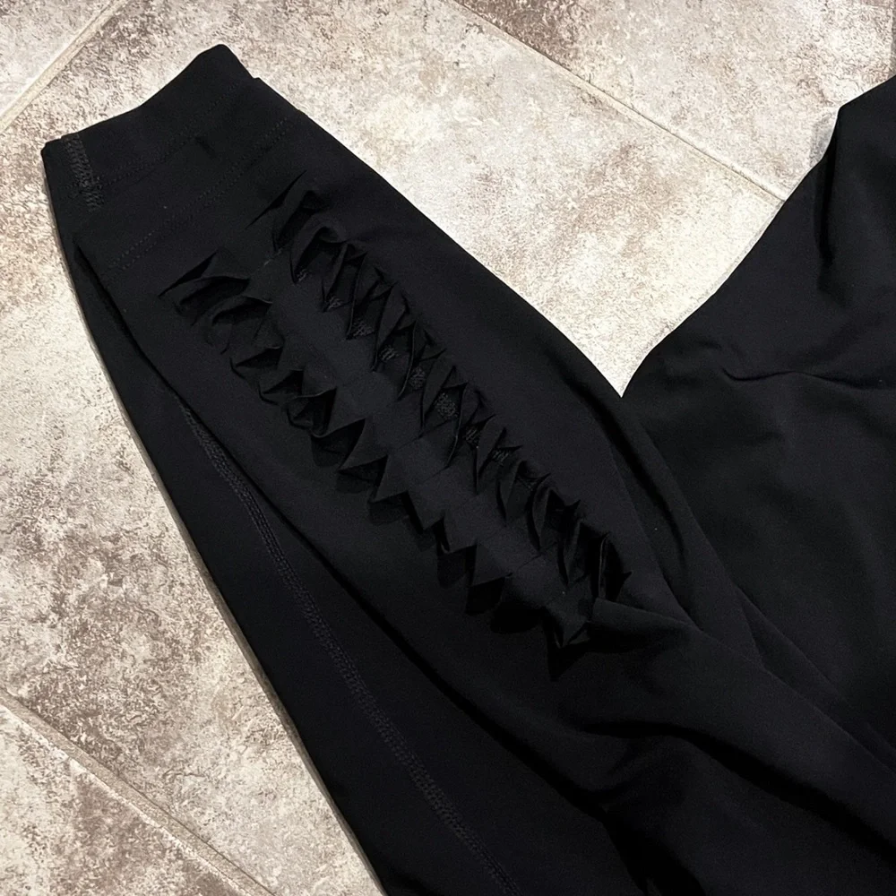 Nike Pro Dri Fit High Rise Tights Razor Hole Accents Ankle Small Black Pull On